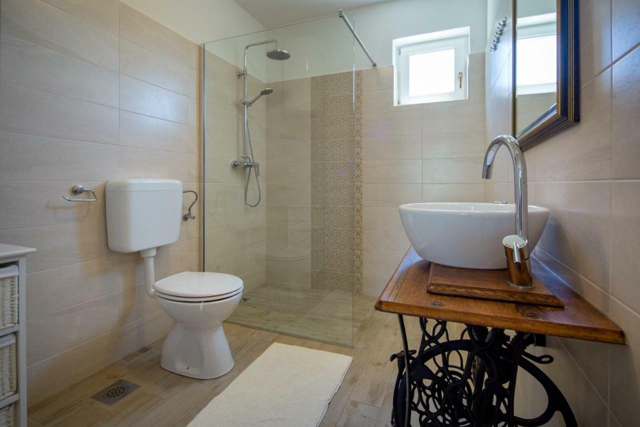 House Jozefina With Pool Rovinj Exterior foto